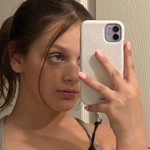 Meet your Posher, Bella